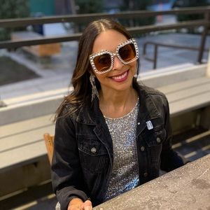 Meet your Posher, Rozina